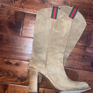 Vintage authentic Gucci suede cowgirl boots size 8.5